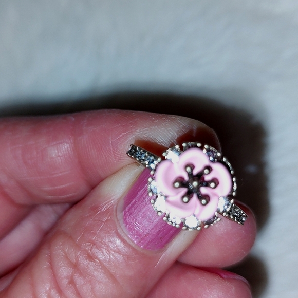 Chloe & Isabel Rose Ring Femme Des Fleur's Ring Barbie Core Gold -Plated SZ:9 - Picture 4 of 10